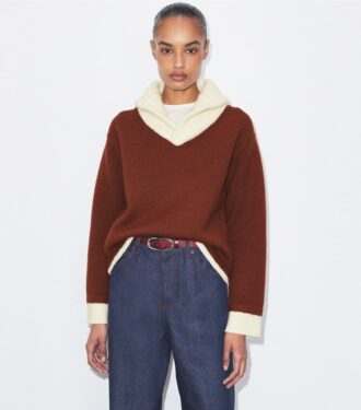 Contrast Collar Wool Sweater