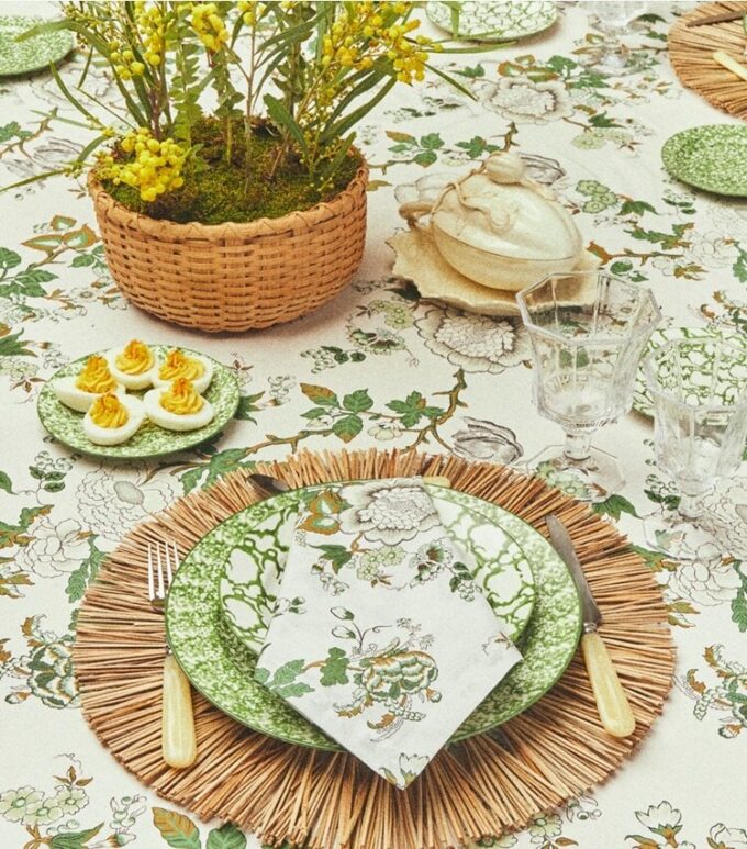 Happy Times Bouquet Round Tablecloth, 120″