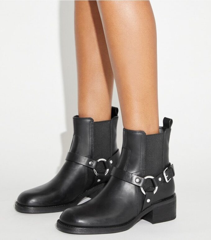 Moto Boot