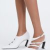 Multi-Buckle Pump