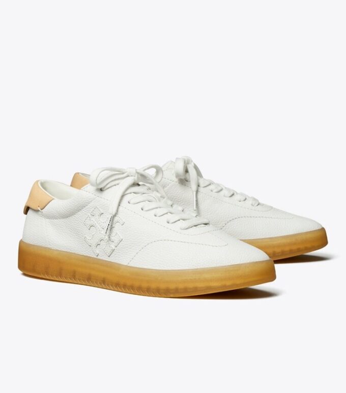 Phoenix Sneaker