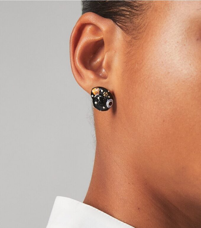 Shell Stud Earring