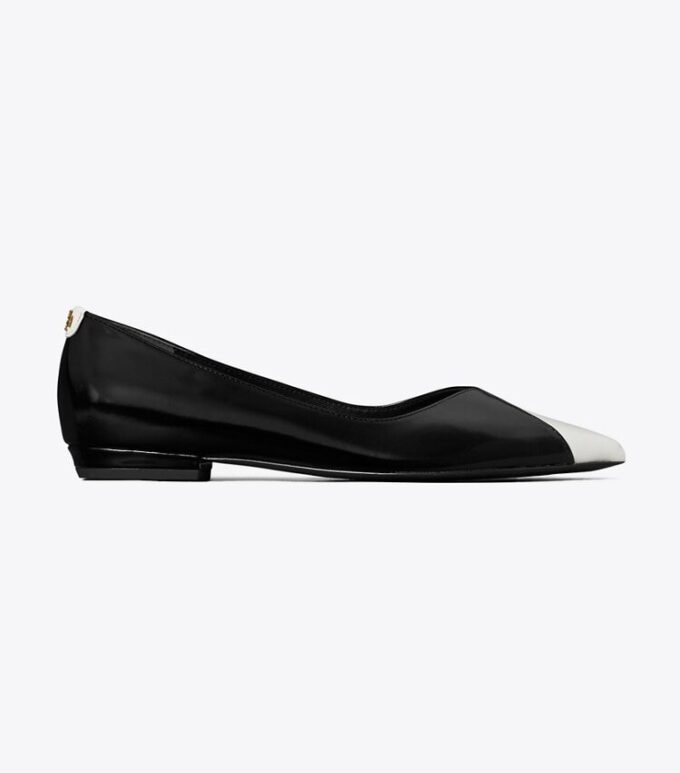 Triangle Pointed Flat