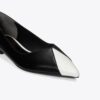 Triangle Pointed Flat